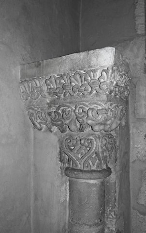 06. Saint-Pierre du Mont - nef de l\'église [photo JPV]